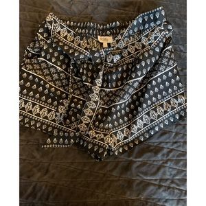 Black and White tribal print fabric shorts with belt
